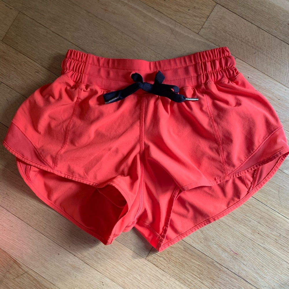 Lululemon Hotty Hot Short